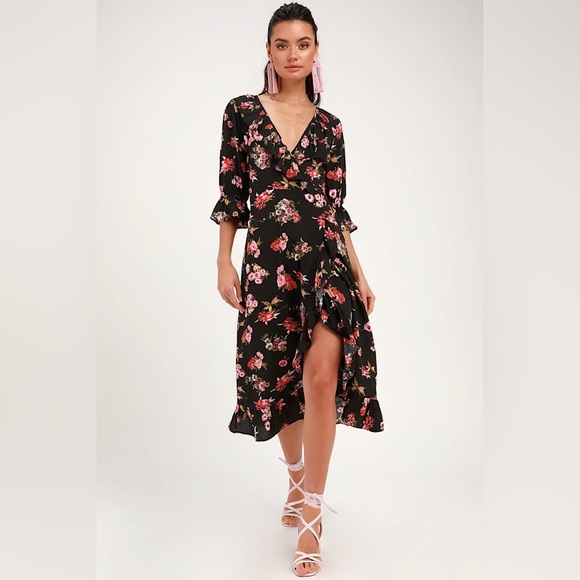 Lulus Dresses & Skirts - Lulu's Midnight Magic Black Floral Print Ruffled Midi Dress✨